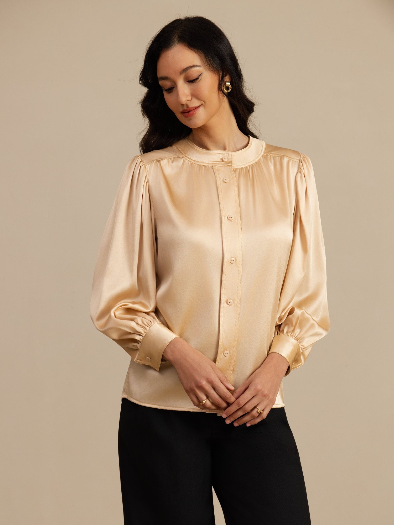 [Champagne] SilkSilky 19Momme Long Sleeve Round Neck Blouse 001