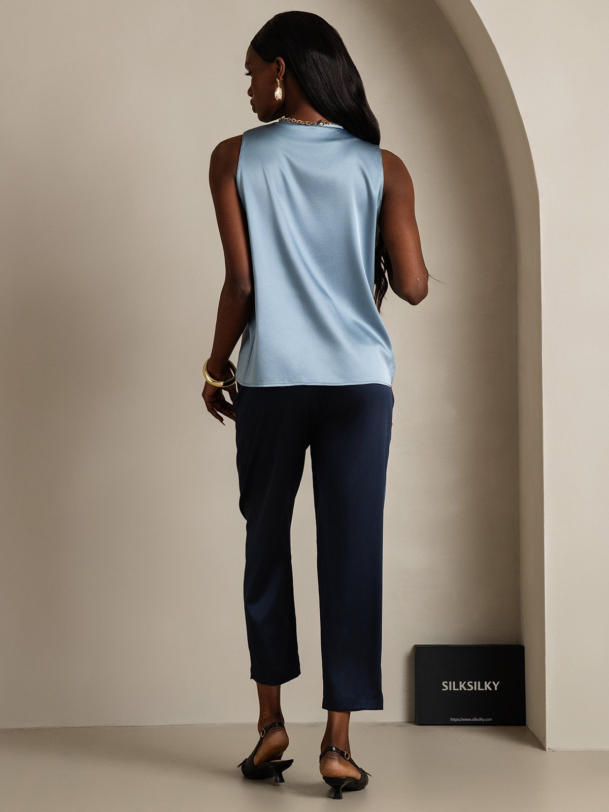 SilkSilky 19Momme Silk Sleeveless V Neck Women's Shirt GrayishBlue 002