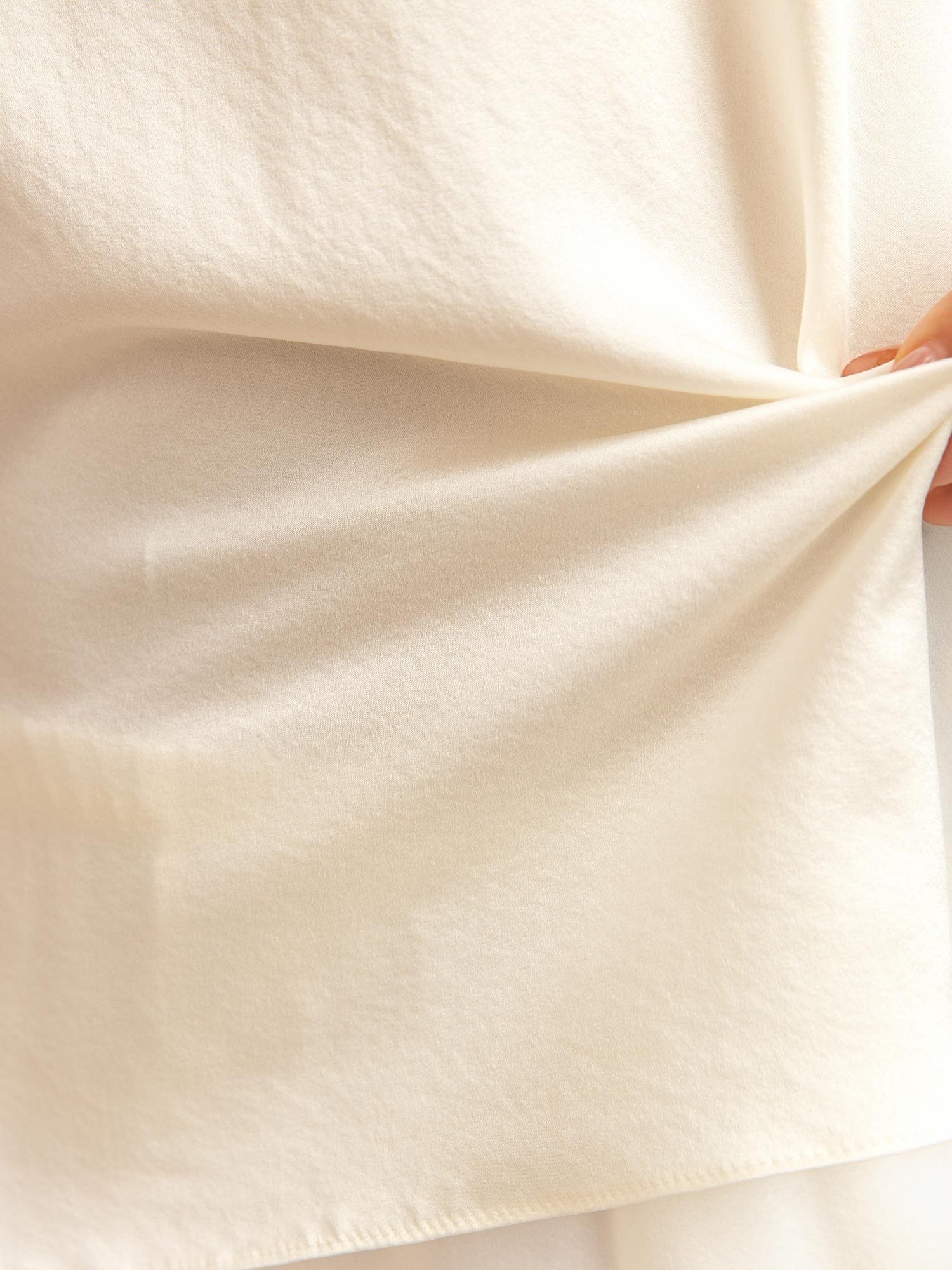 [White] SilkSilky 19Momme Silk Round Neck Camisole Set 005