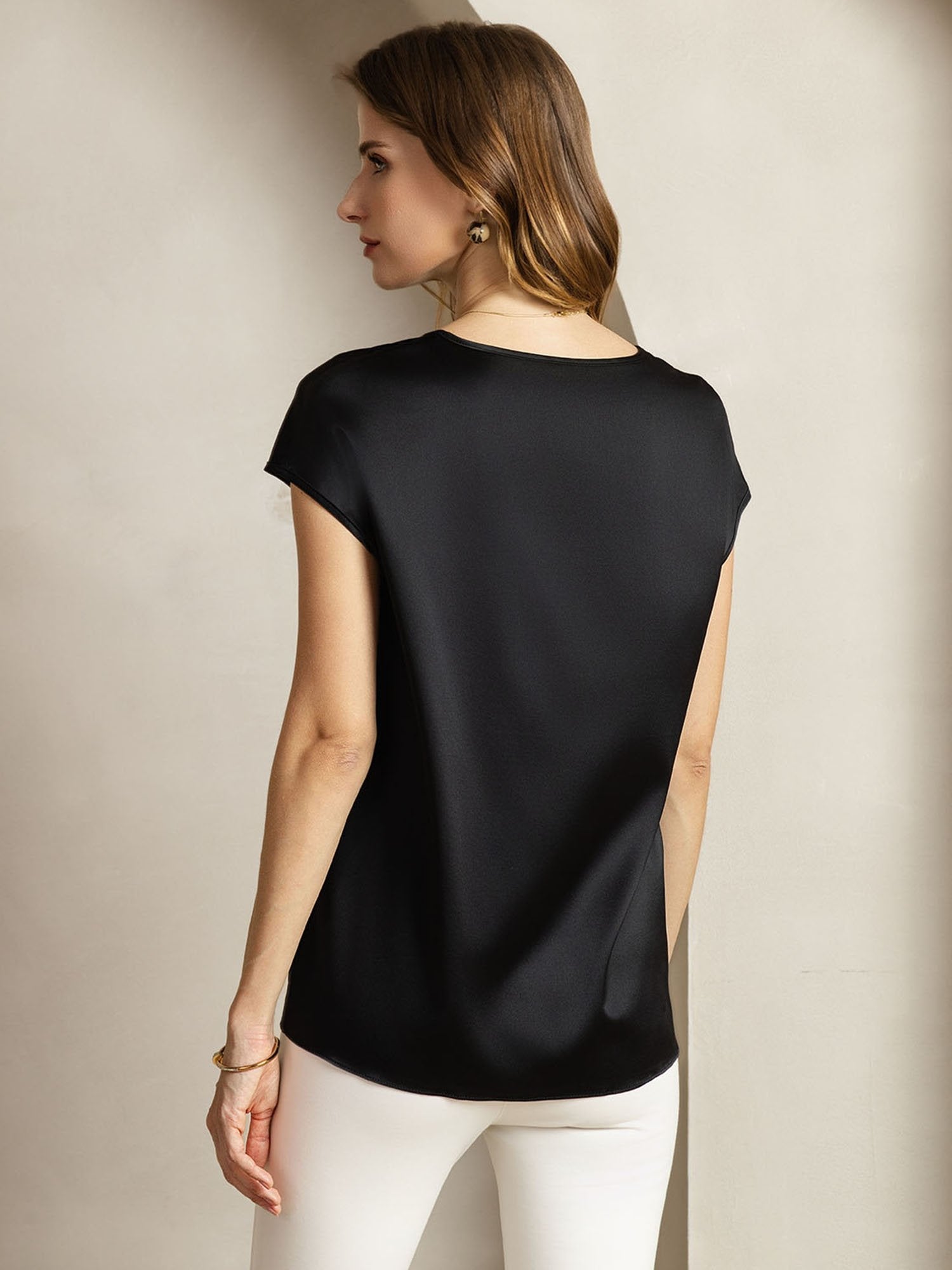 [Black] SilkSilky  19Momme Silk Round Neck Women's T-Shirt 002