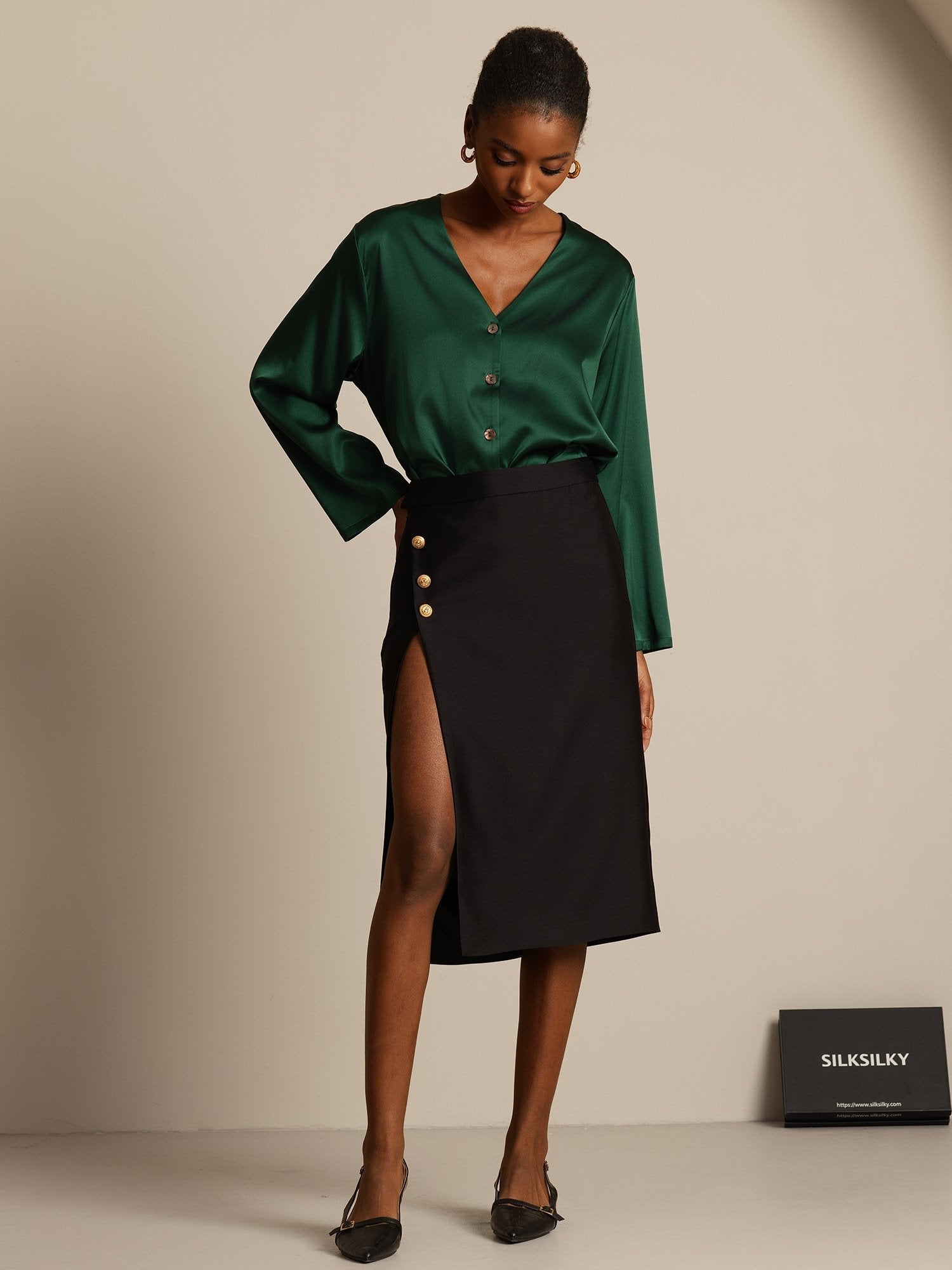 [Black] SilkSilky  32Momme Silk Split Skirt 008,