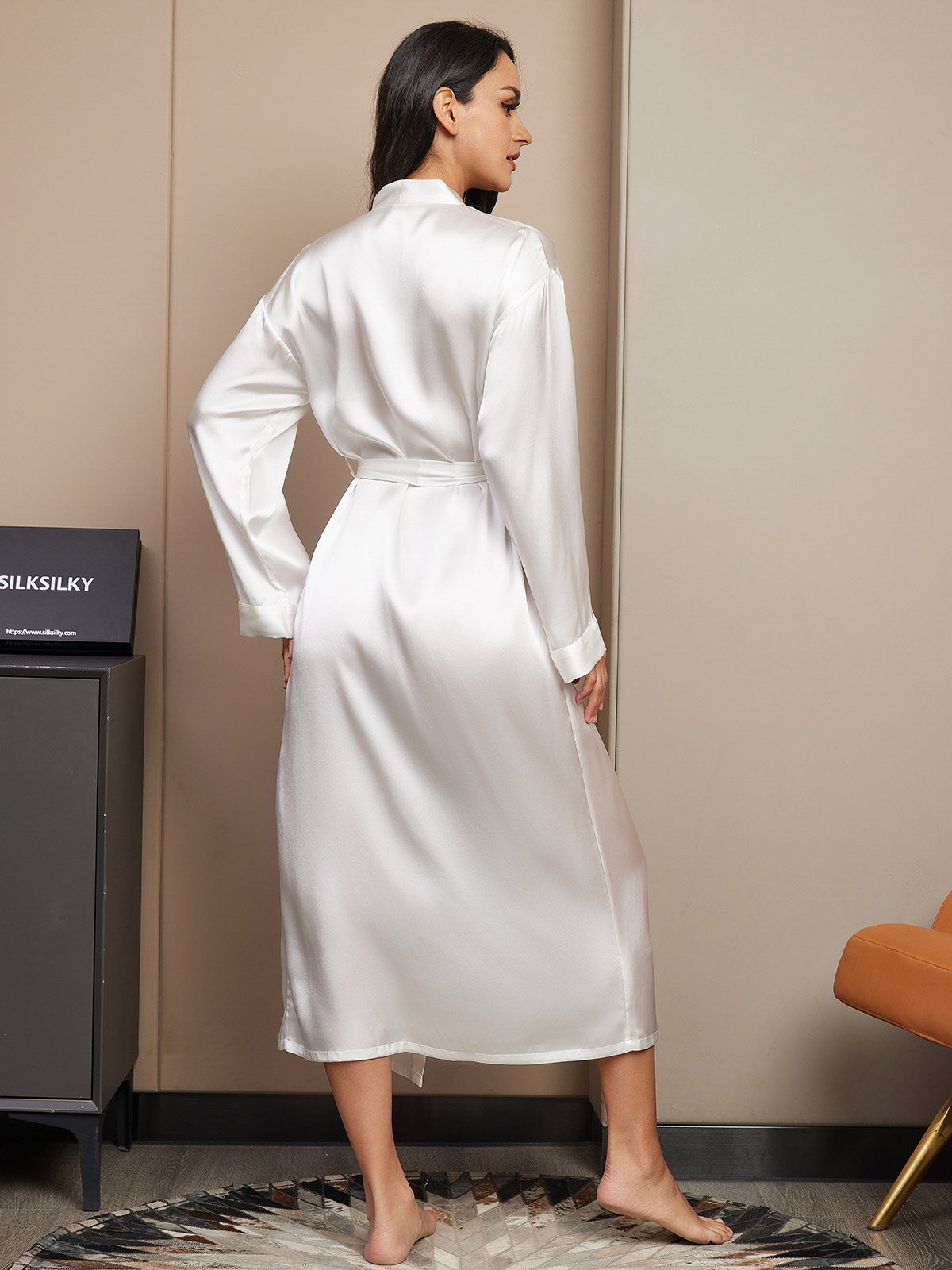 [White] SilkSilky  Pure Silk Wrap Women's Robe 002