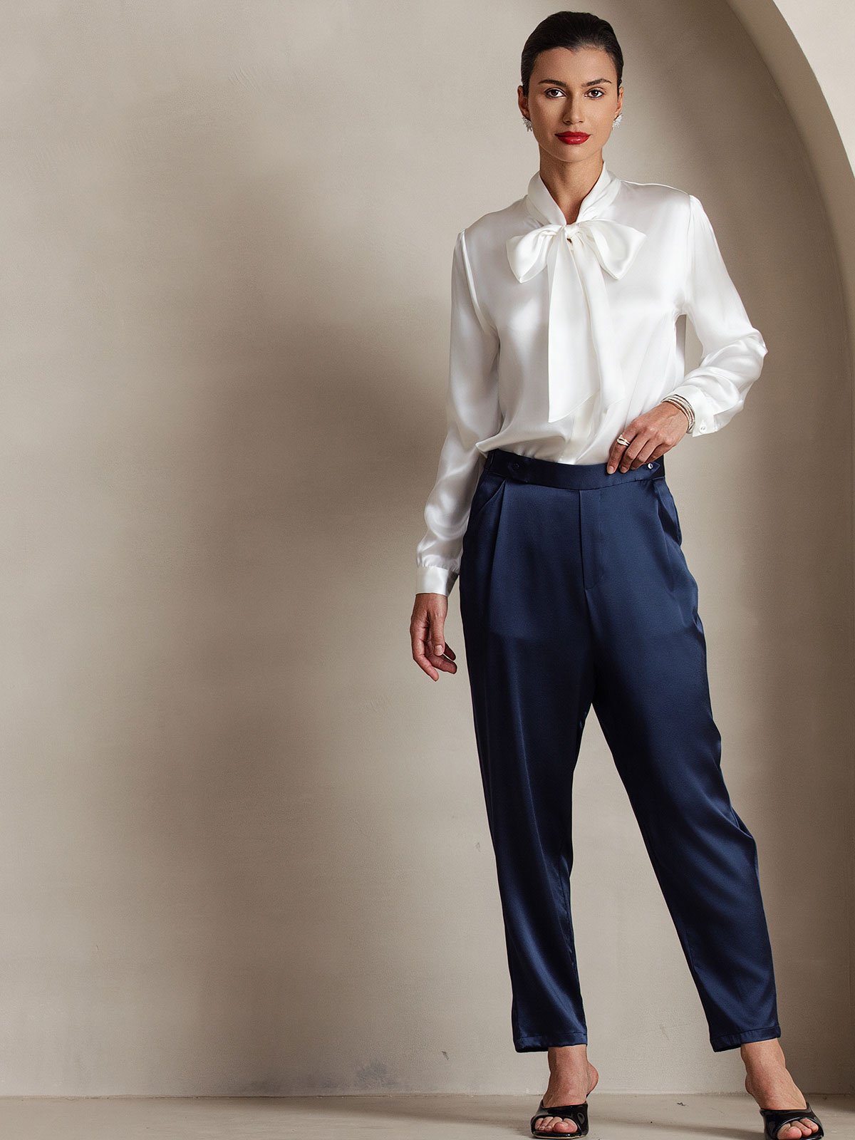 [White] SilkSilky 19Momme Silk Long Sleeve Tie Neck Women's Shirt 008