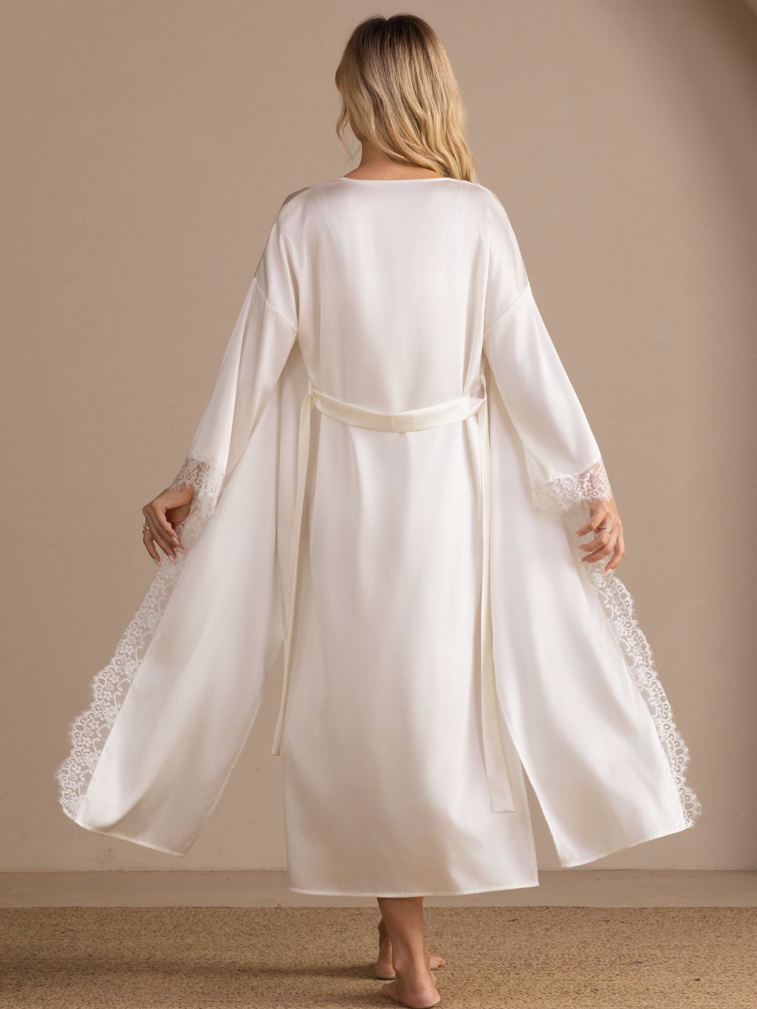[White] SilkSilky 3/4 Sleeve Womens Robe 002