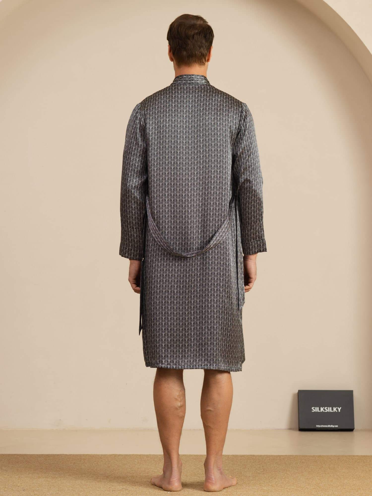 シルキーページ New Arrivals: Luxurious Mulberry Silk Collection – SILKSILKY