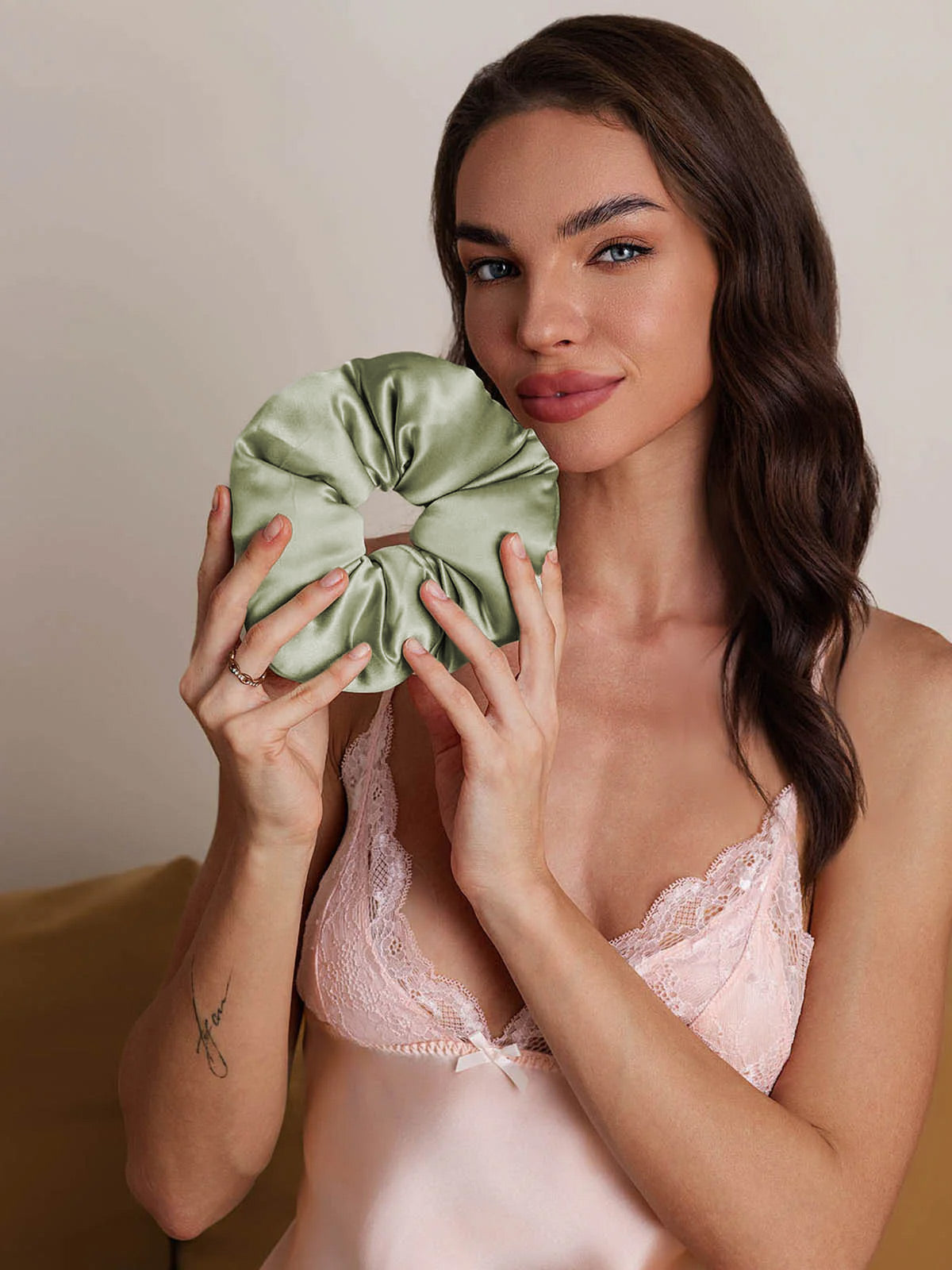 [Light Green] SilkSilky  Pure Silk Scrunchie 004