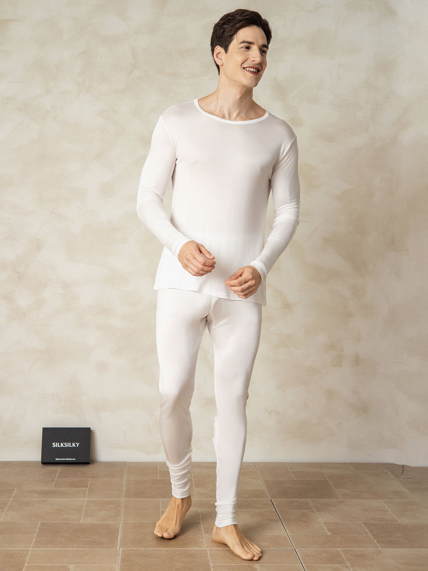 [White] SilkSilky Silk Round Neck Men's Pajamas 002