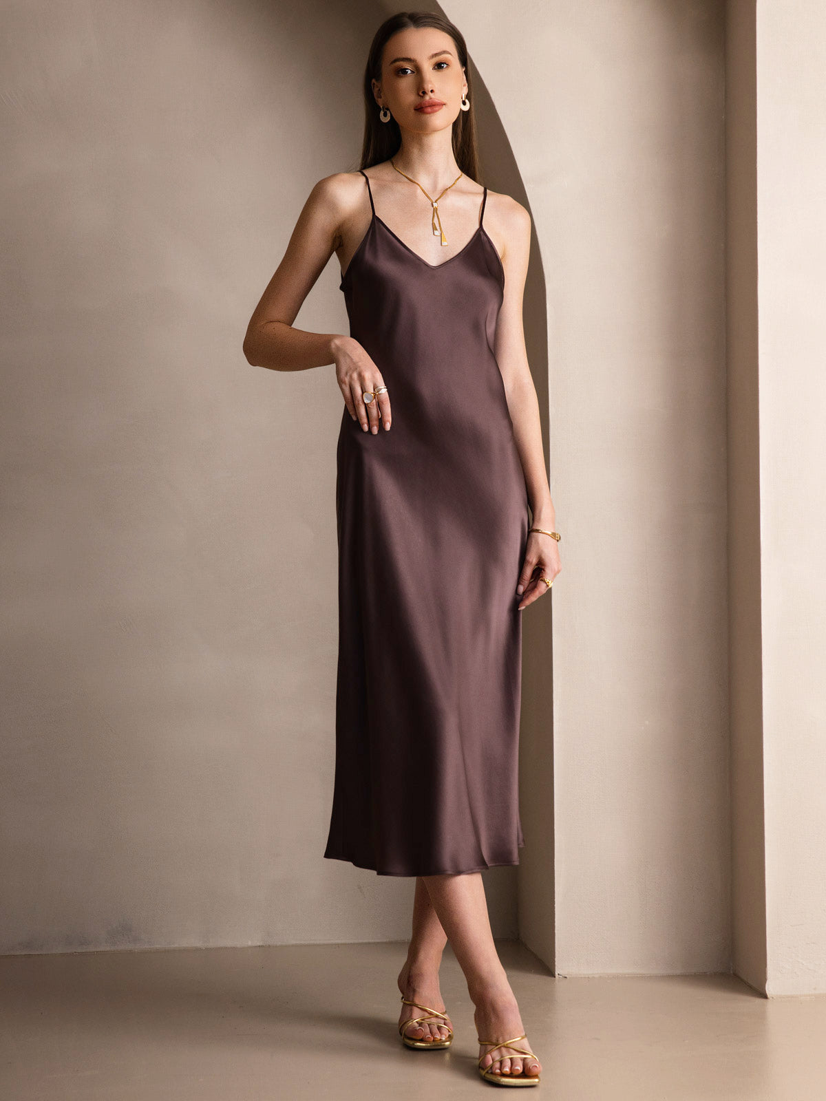 [Coffee] SilkSilky  Pure Silk Round Neck Dress 004