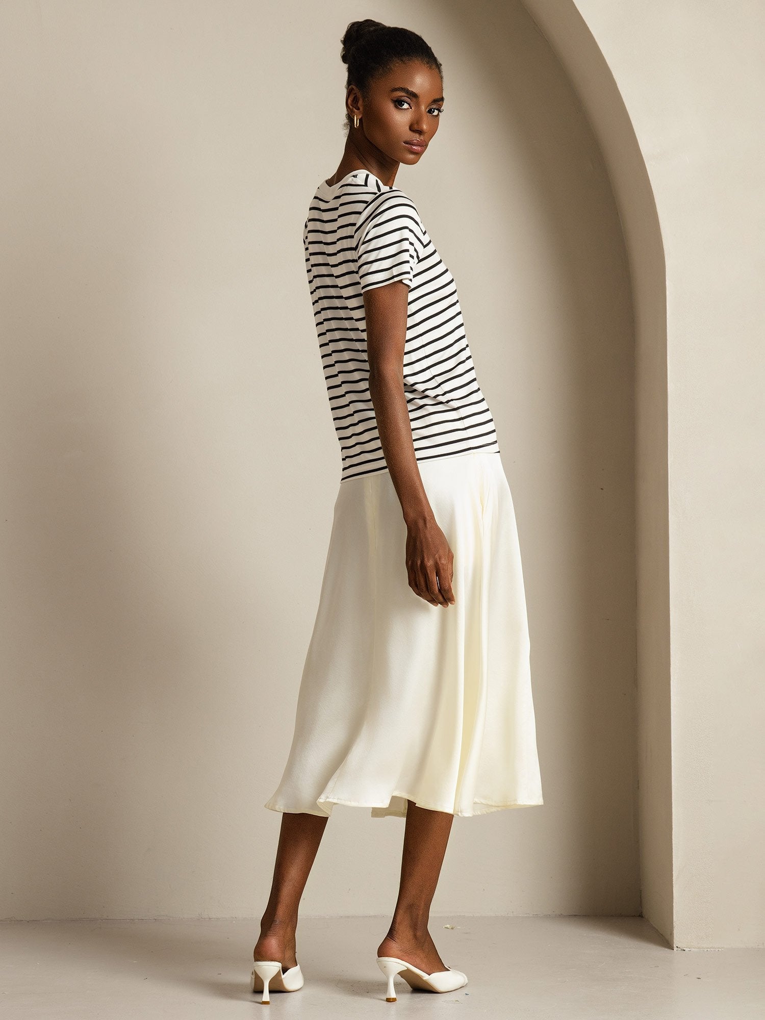 [WhiteStripe] SilkSilky Pure Silk Crew Women's T-Shirt 006