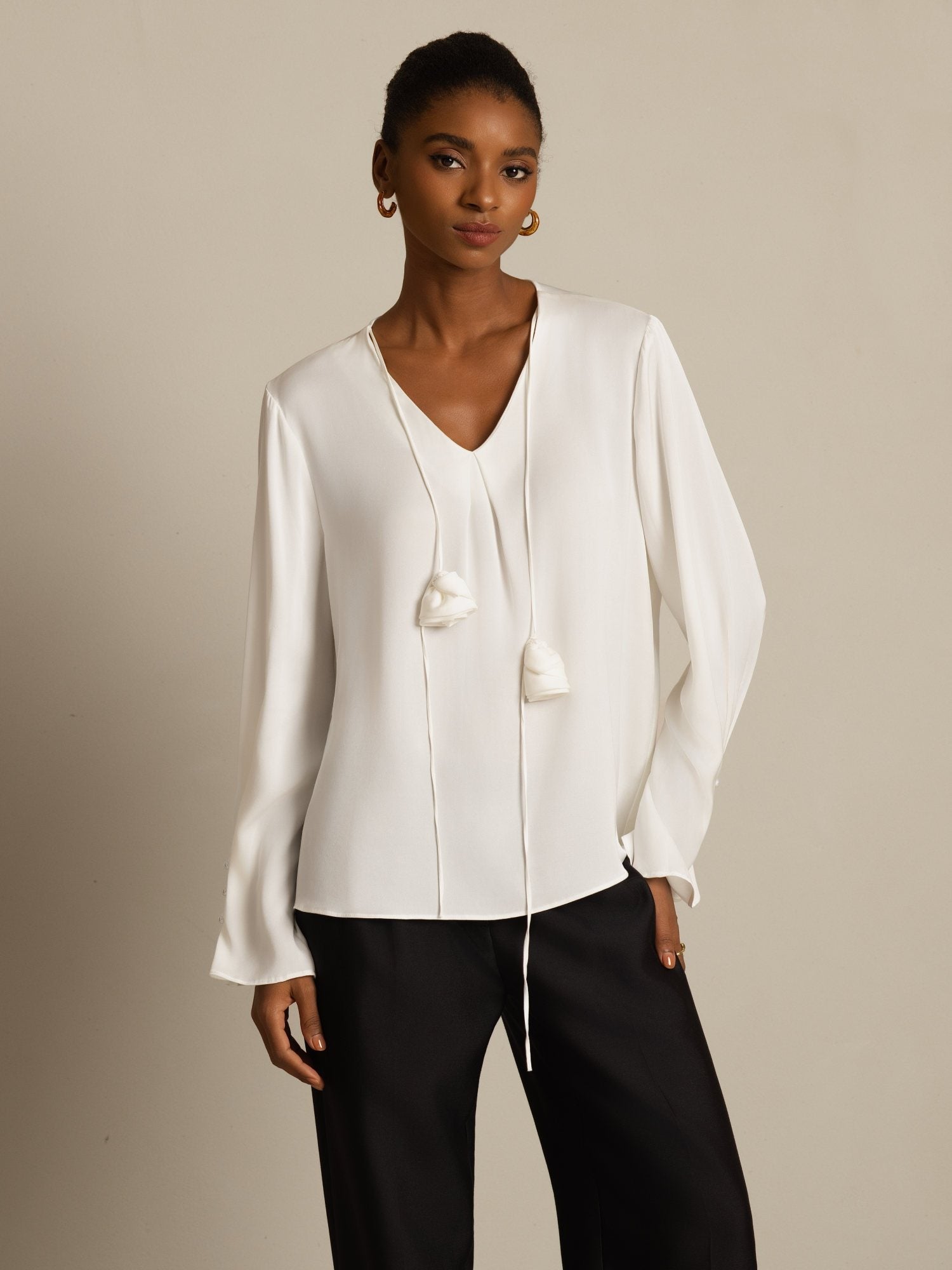 [White] SilkSilky 19Momme Silk Long Sleeve V Neck Blouse 001