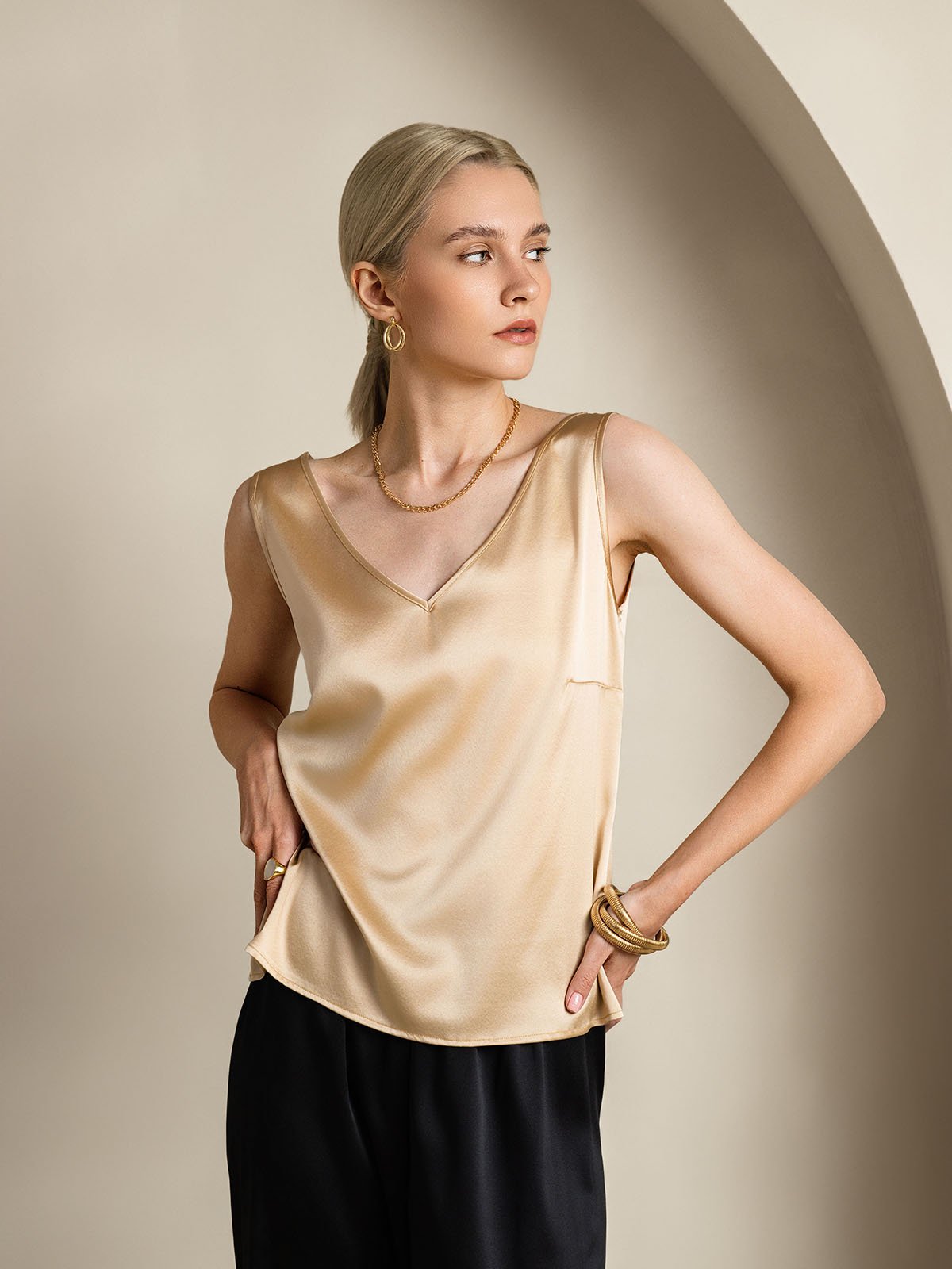 SilkSilky 19Momme Silk V Neck Camisole Top Champagne 001