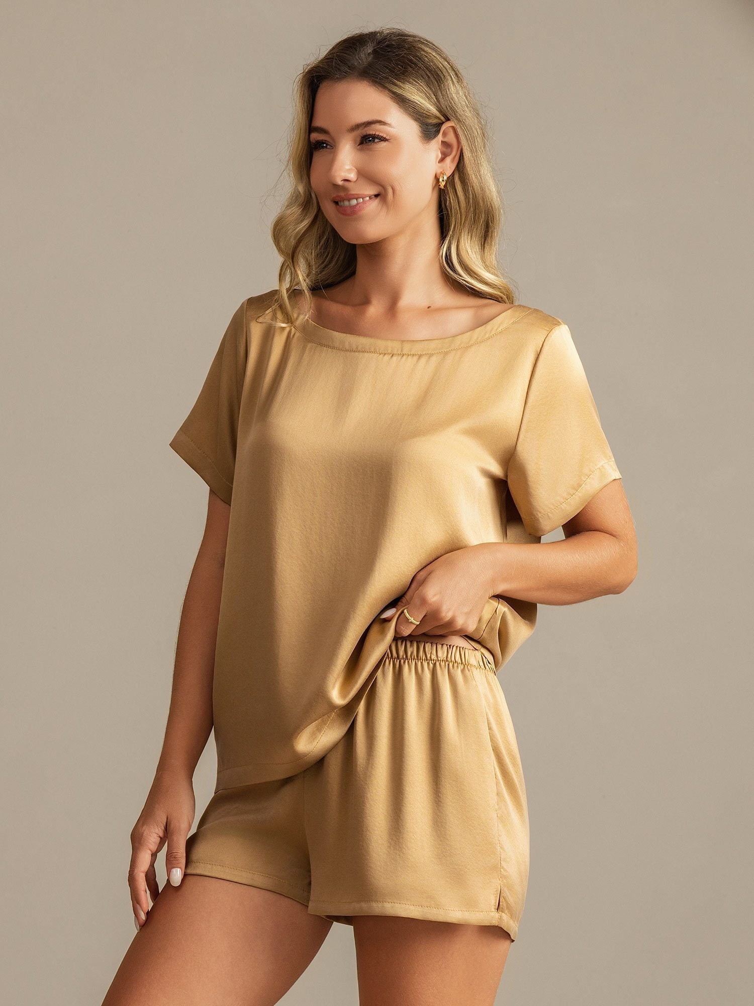 [Tan] SilkSilky 19Momme Silk Round Neck Women's Pajamas 006