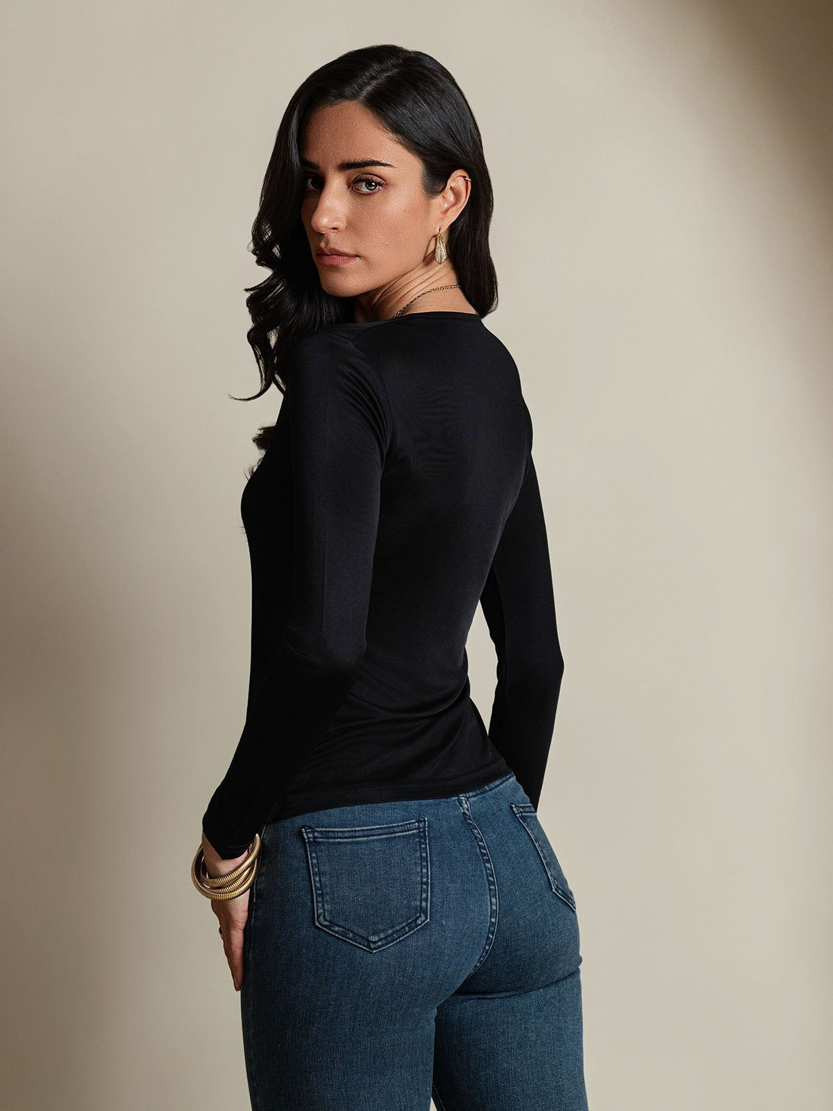 [Black] SilkSilky  Silk Round Neck Women's T-Shirt 002