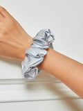 SilkSilky  19Momme Pure Silk Scrunchie Silver 001