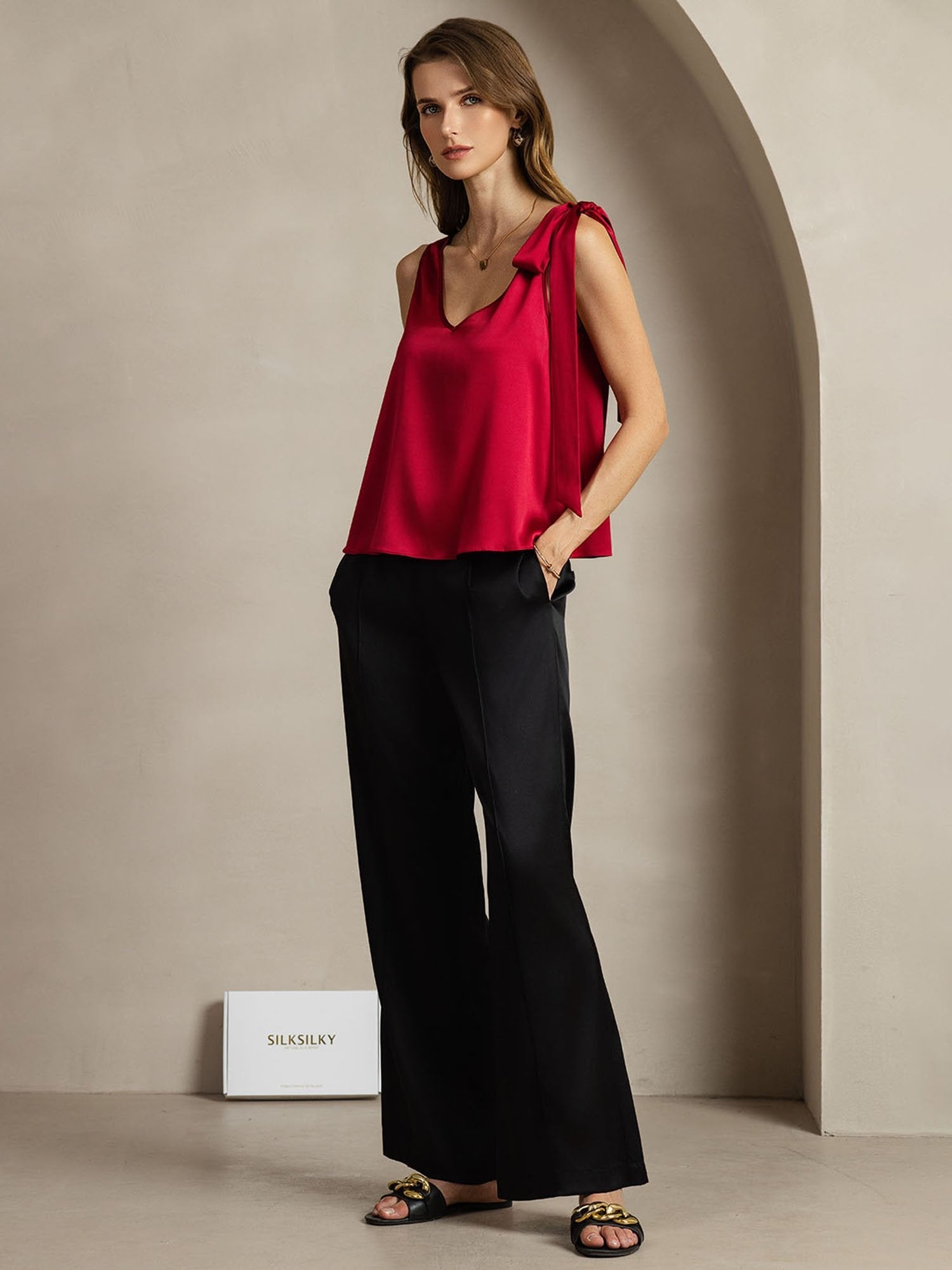 [Wine] SilkSilky  19Momme Silk V Neck Women's T-Shirt 003