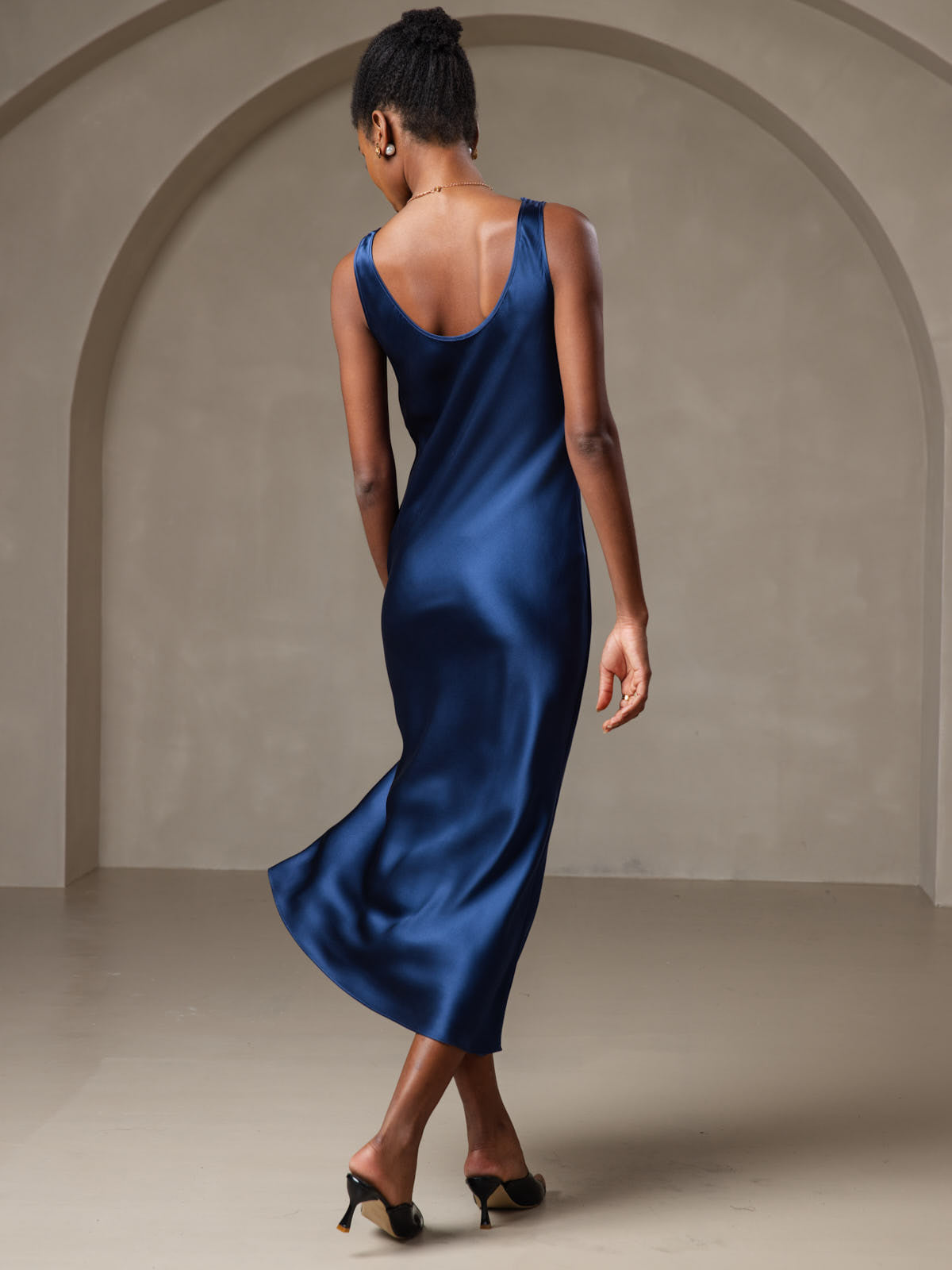 [Dark Blue] SilkSilky  Pure Silk Boat Neck Dress 002