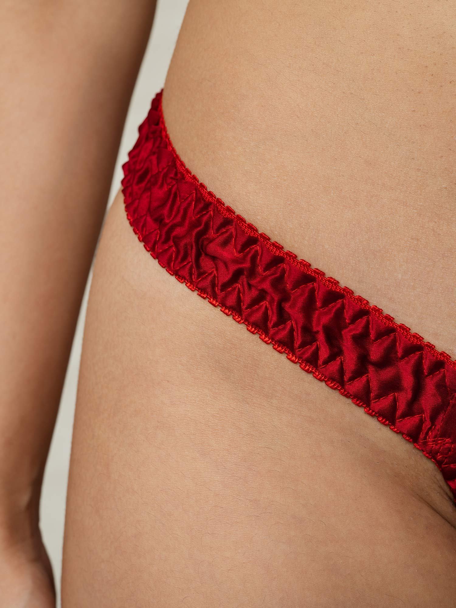 [Red] SilkSilky Pure Silk Panty 010