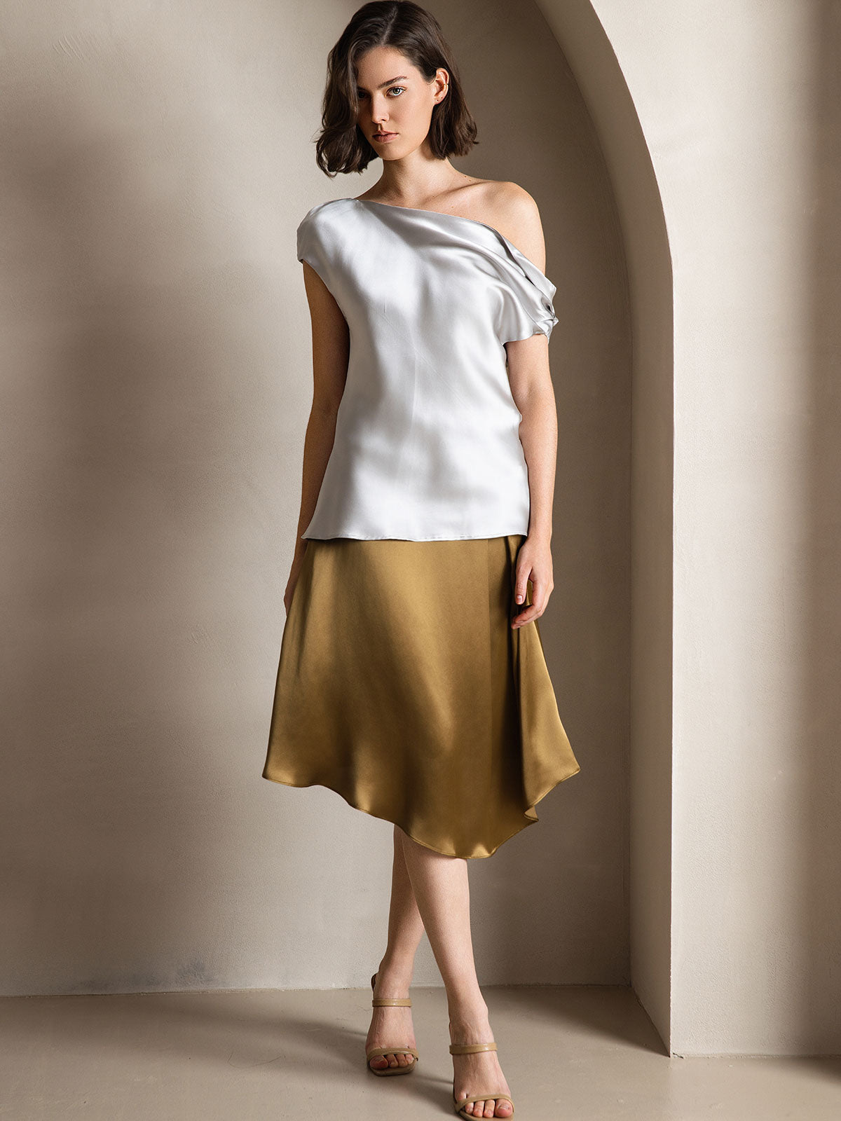 [Light Gray] SilkSilky  19Momme Silk One Shoulder Women's T-Shirt 004