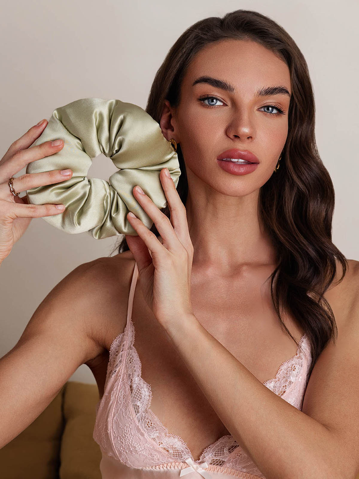 [Light Green] SilkSilky  Pure Silk Scrunchie 002