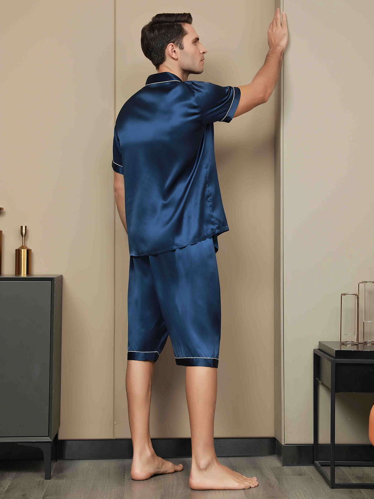 Contrast Trim Men‘s Pure Silk Pajamas Short Set