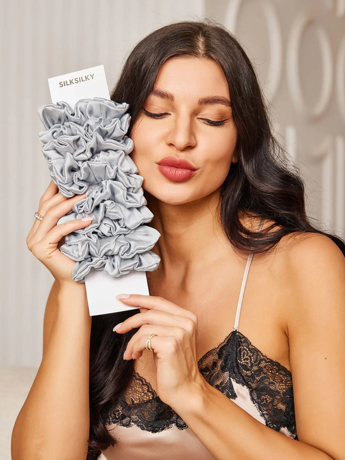 [Light Gray] SilkSilky  19Momme Pure Silk Scrunchie 002