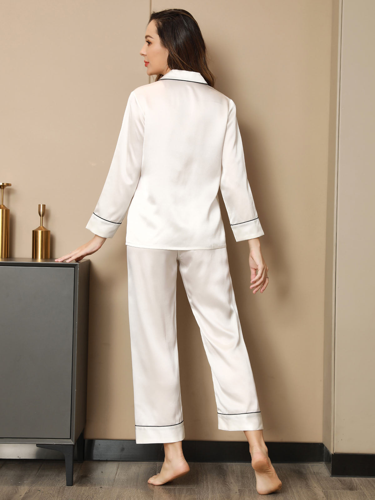 SilkSilky US Pure Silk Long Sleeve Lapel Women's Pajamas White 003