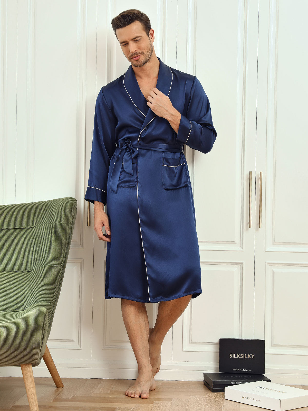 SilkSilky US Pure Silk Long Sleeve Lapel Men's Robe DarkBlue 003