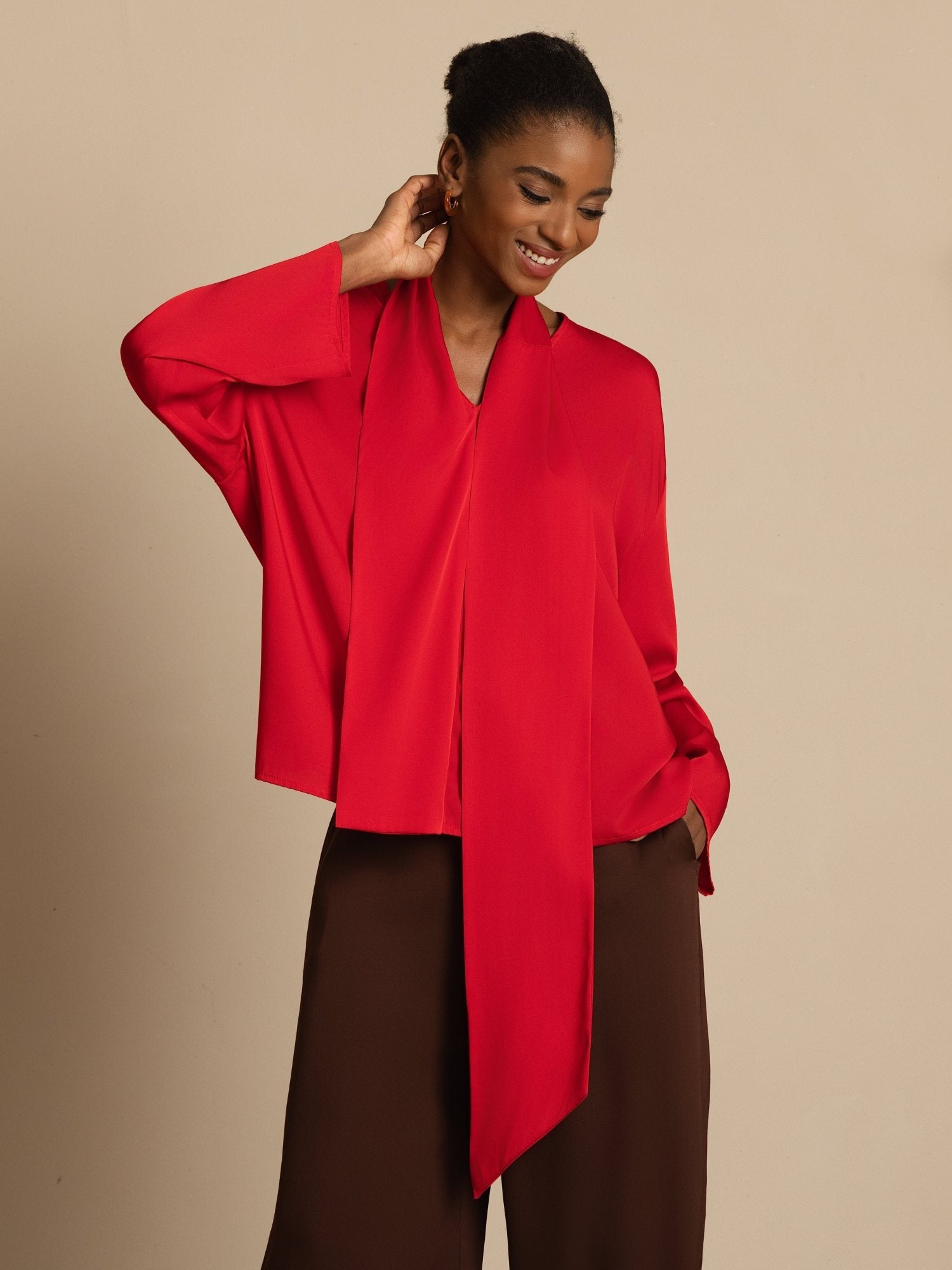 [Wine] SilkSilky 19Momme Silk Long Sleeve V Neck Blouse 002