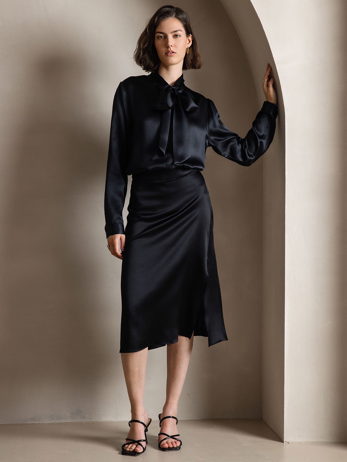 [Black] SilkSilky 19Momme Silk Long Sleeve Tie Neck Women's Shirt 006