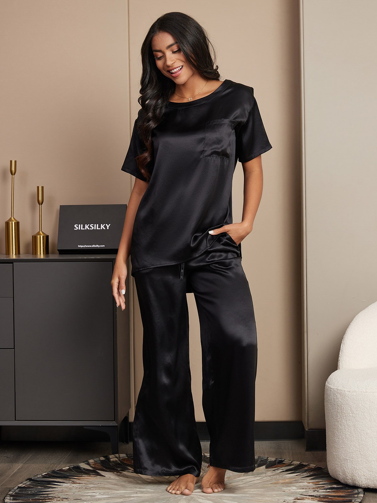 SilkSilky US Pure Silk Short Sleeve Womens Pajamas Black 001