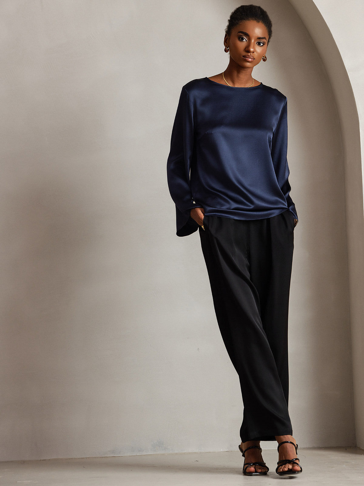 [Dark Blue] SilkSilky  19Momme Silk Round Neck Women's T-Shirt 006