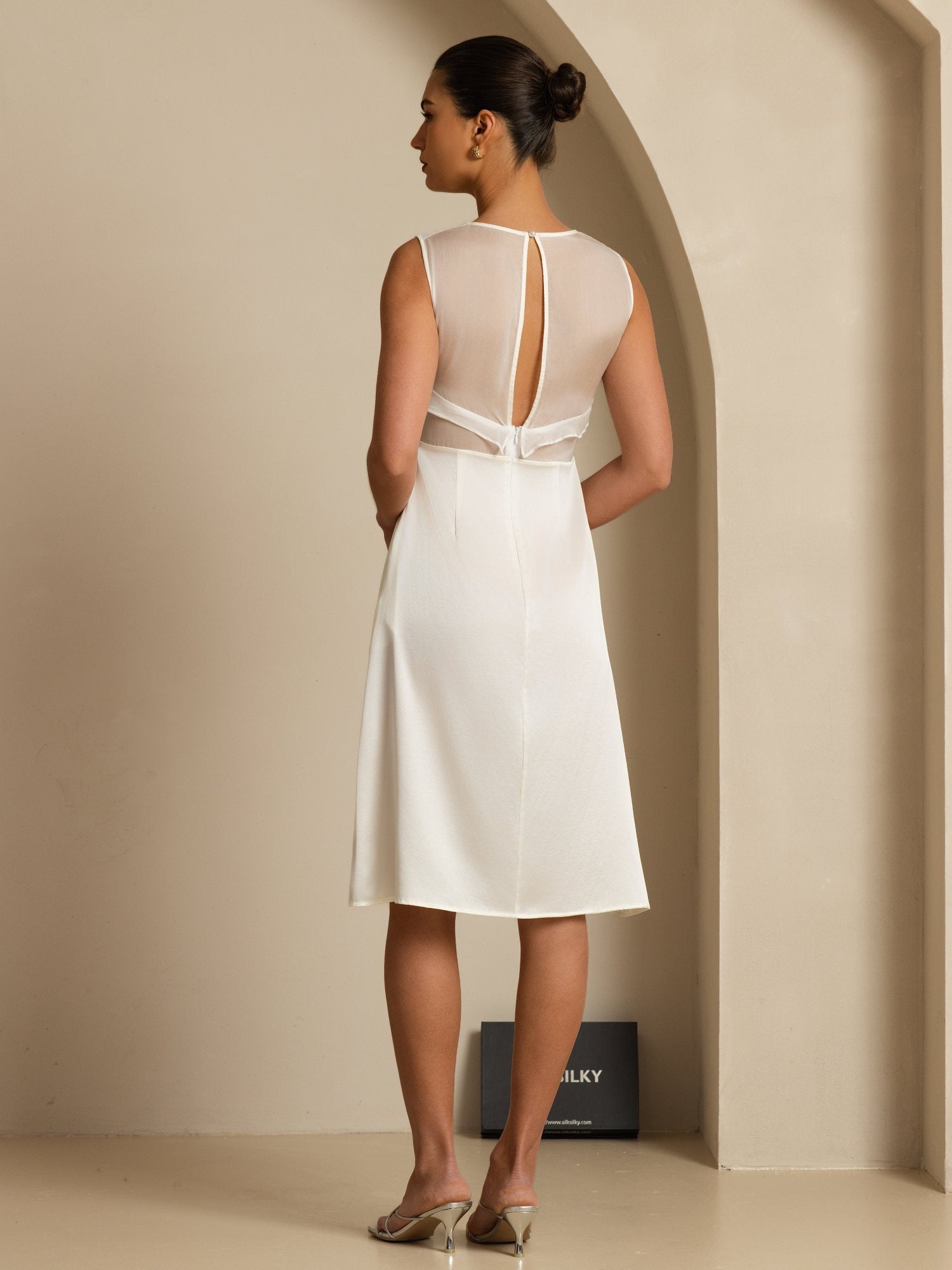 [White] SilkSilky  Sleeveless Dress 002