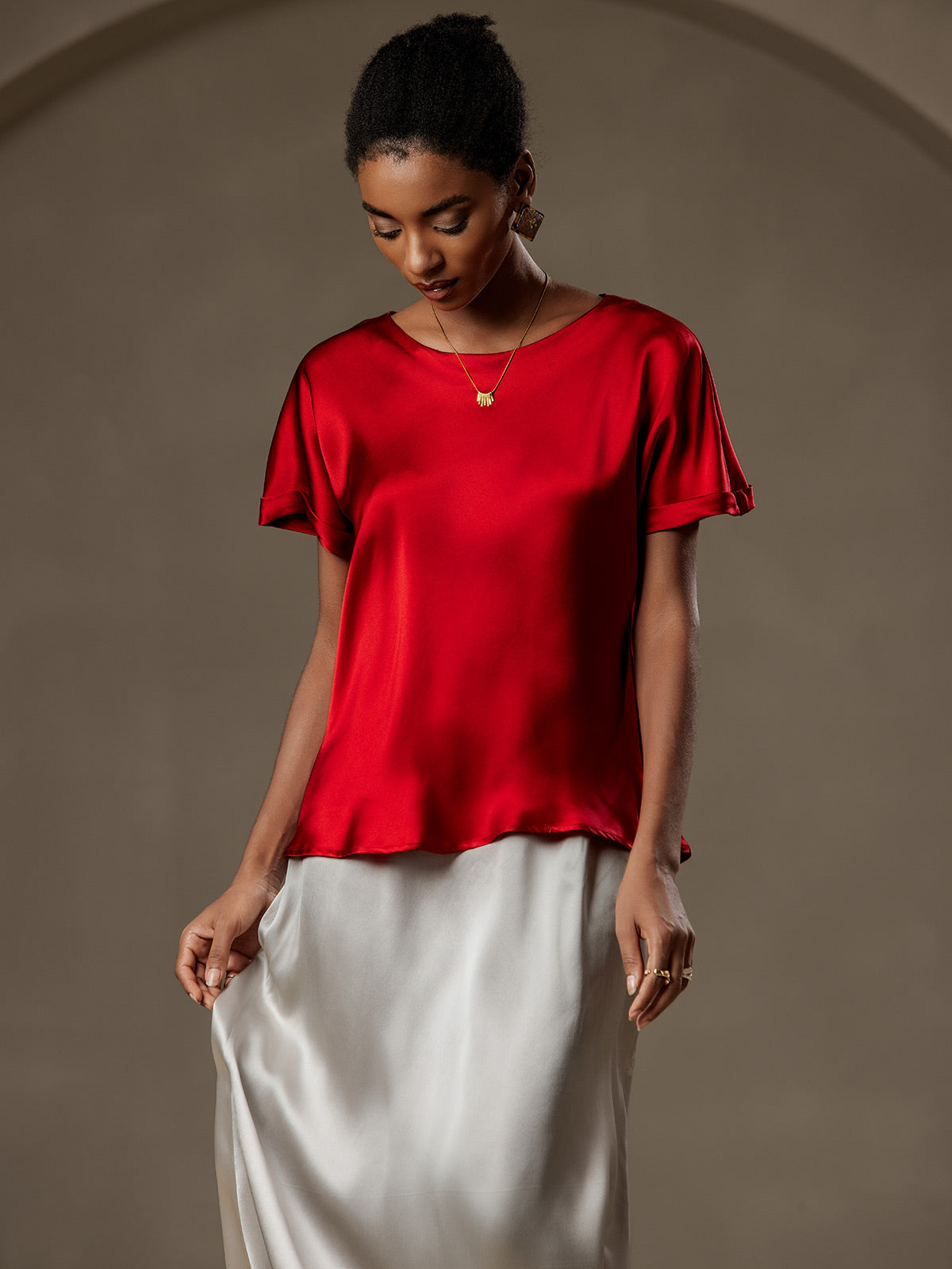 [Wine] SilkSilky  19Momme Silk Round Neck Women's T-Shirt 004,