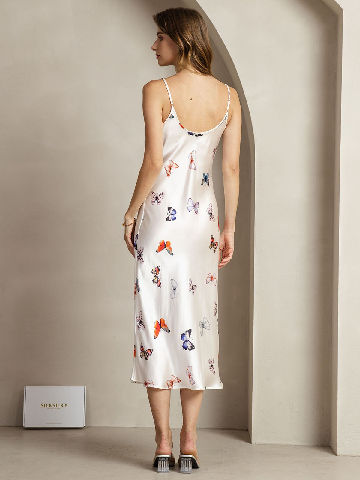 [WhiteButterfly] SilkSilky 19Momme Silk V Neck Dress 002