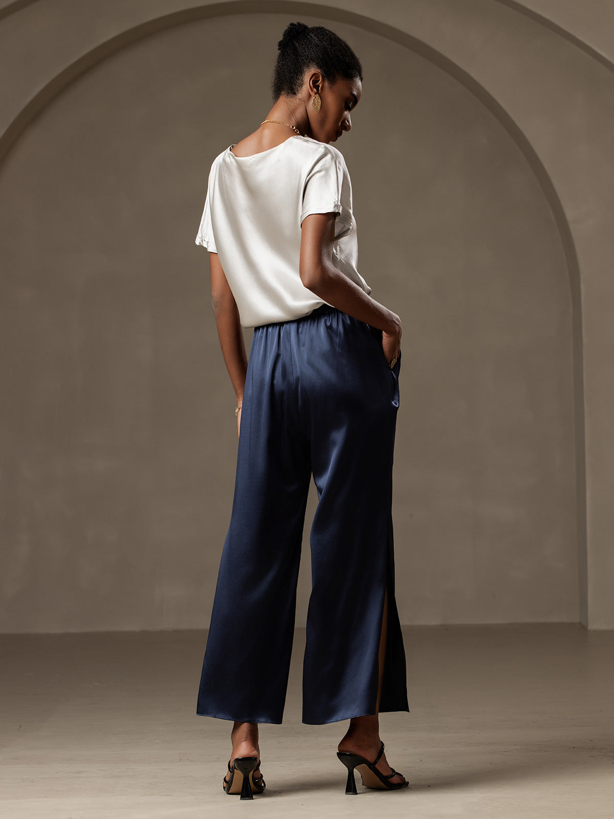 [Light Gray] SilkSilky  19Momme Silk Round Neck Women's T-Shirt 007,