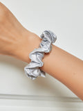 SilkSilky  19Momme Pure Silk Scrunchie Silver 001