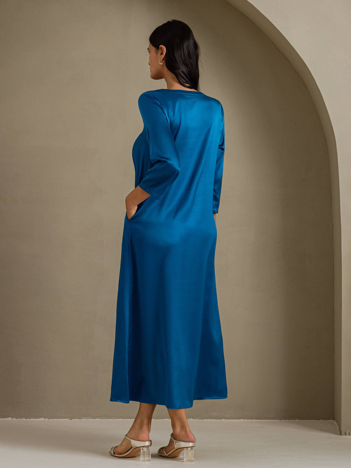 [Teal] SilkSilky 3/4 Sleeve Round Neck Dress 002