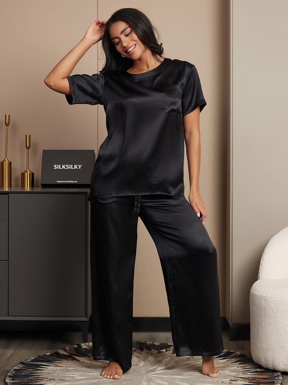 SilkSilky US Pure Silk Short Sleeve Womens Pajamas Black 004