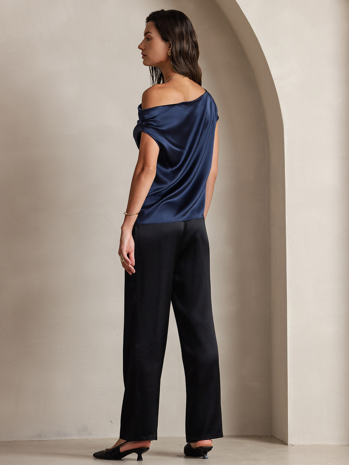 [Dark Blue] SilkSilky  19Momme Silk One Shoulder Women's T-Shirt 002