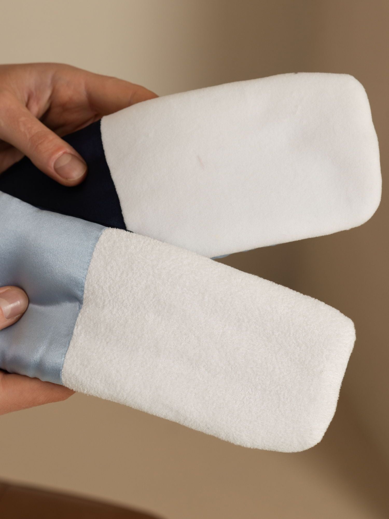 [DarkBlue+LightBlue] SilkSilky  Eye Mask 004