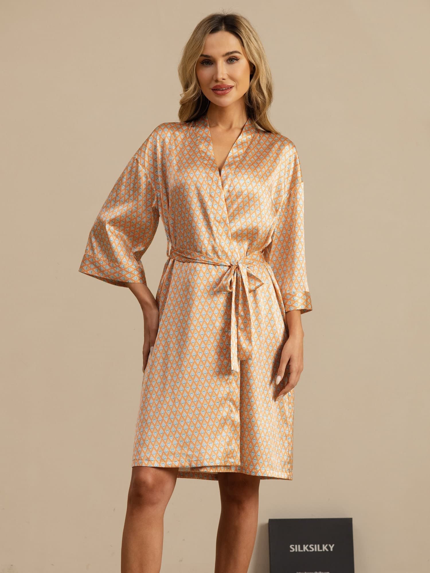 [Yellow Heart Geo] SilkSilky  3/4 Sleeve Women's Robe 003