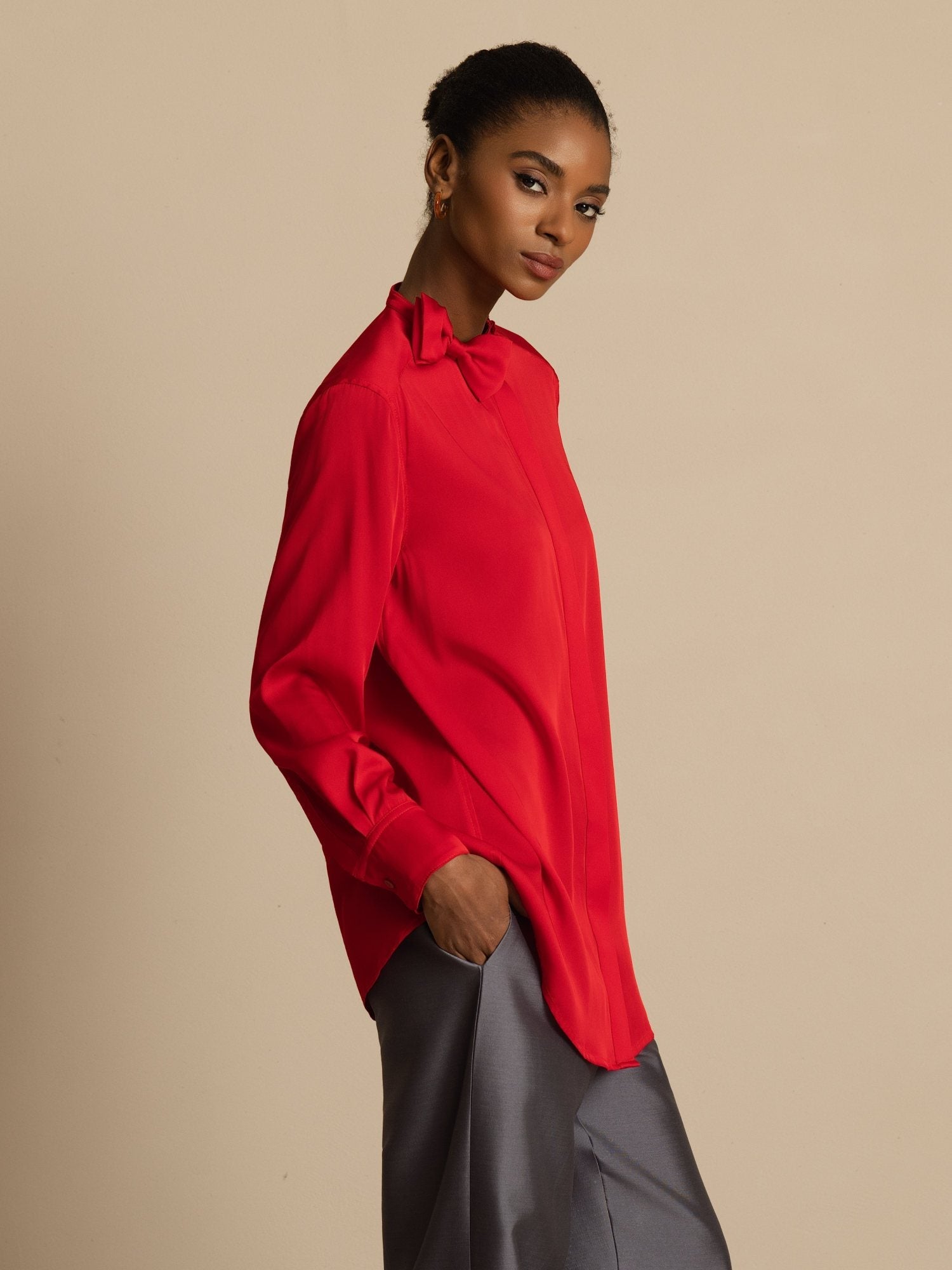 [Wine] SilkSilky 19Momme Silk Long Sleeve Collar Blouse 006