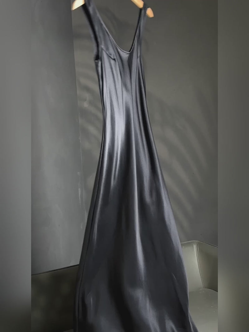 100% Mulberry Silk Sleeveless U Neck Midi Long Dress
