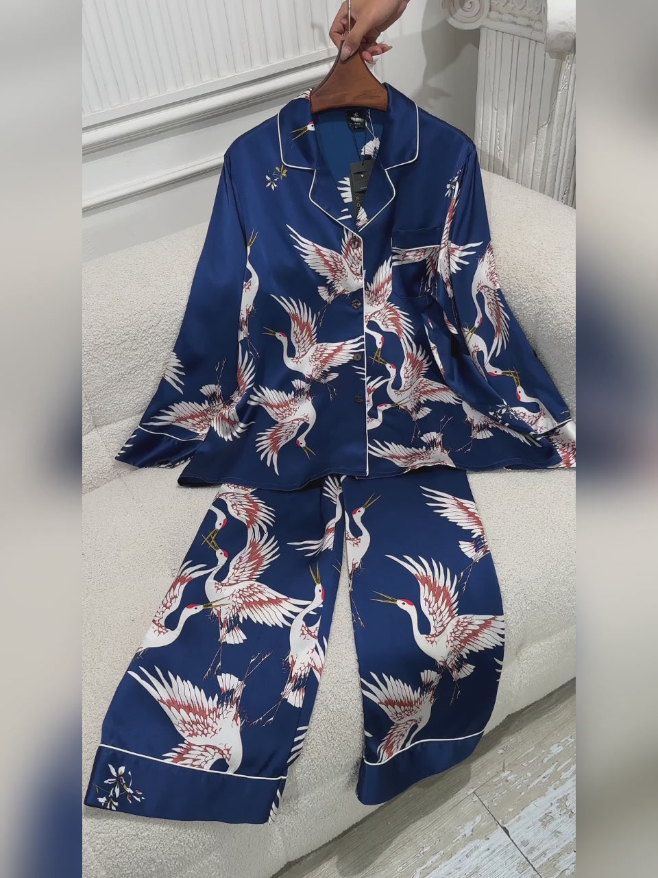 19Momme Pure Silk Printed Classic Binding Trim Womens Pajama set