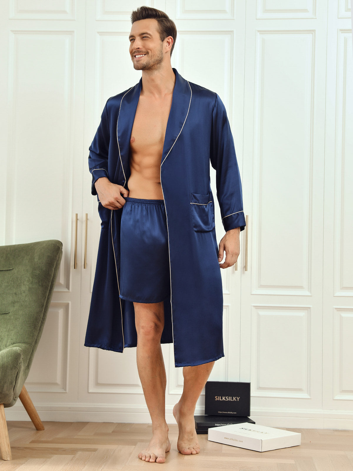 SilkSilky US Pure Silk Long Sleeve Mens Robe DarkBlue 001