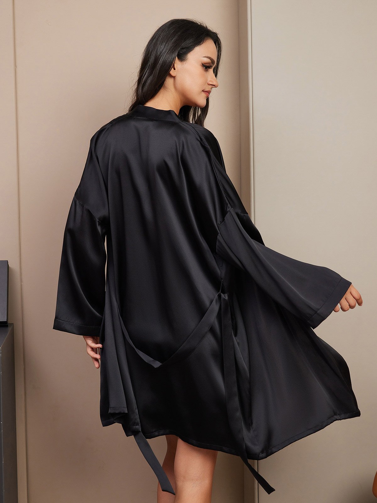 SilkSilky US Pure Silk V Neck Nightgown&Robe Set Black 002